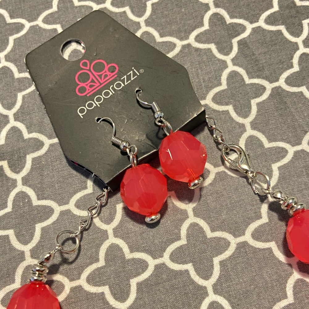 Dine and Dash Pink Necklace